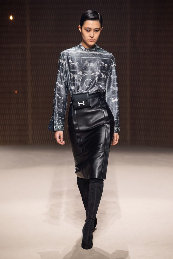 Модная кожаная юбка осень-зима 2019-2020 Hermès