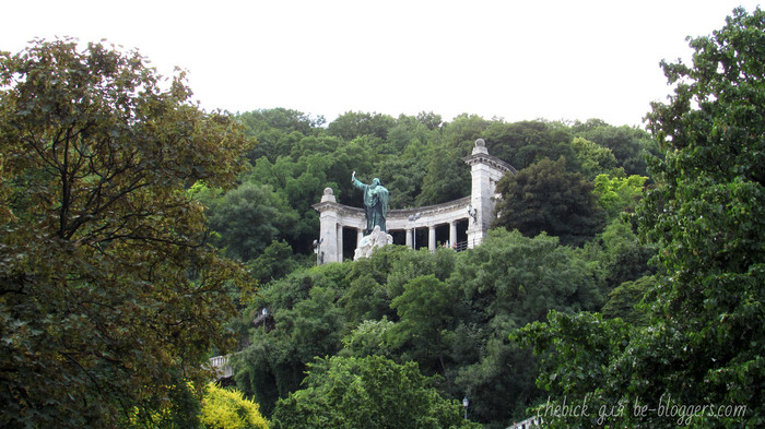 Памятник Святому Геллерту.jpg
