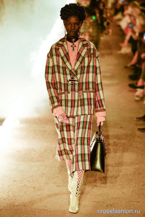 Gucci resort 2019 100