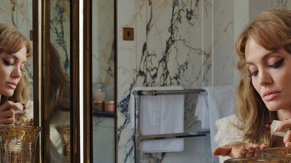 Кадр из фильма "Лазурный берег"