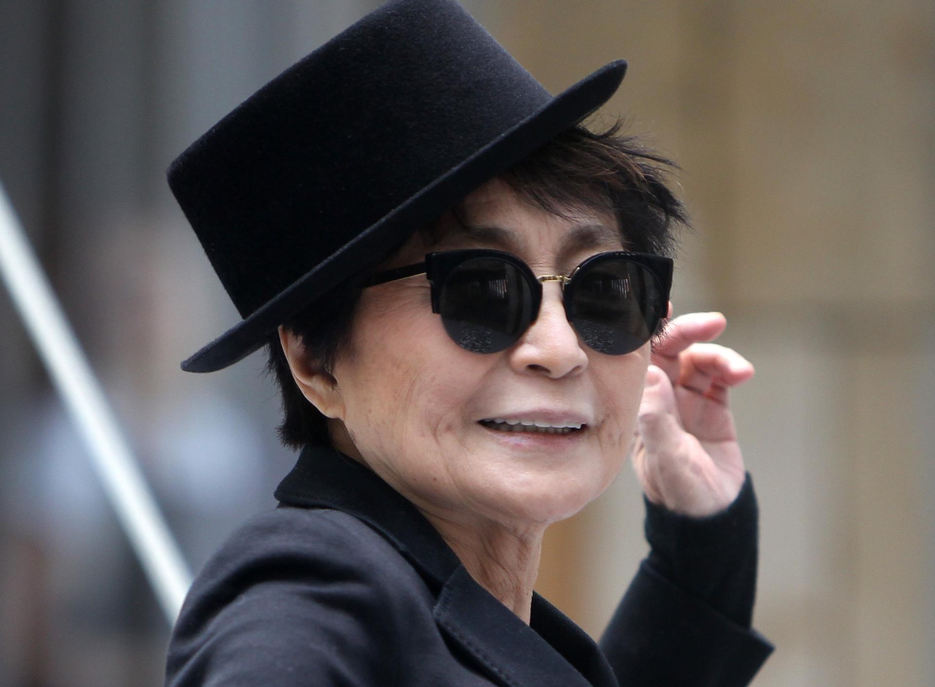 Вдова джона. Yoko Ono. Йоко оно фото. Леннон и Йоко. Йоко сейчас.